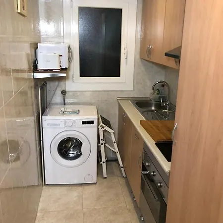 New! For 3 People Near Fira Gran Via Apartamento *